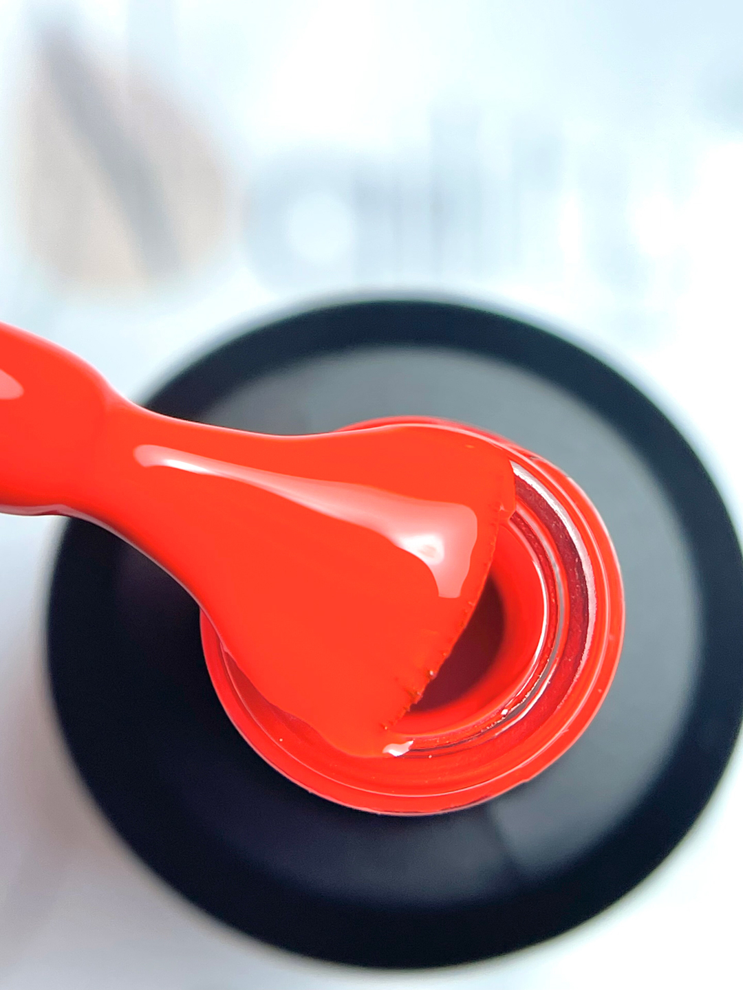 VERNIS SEMI-PERMANENT 111 Néon Orange 15ml